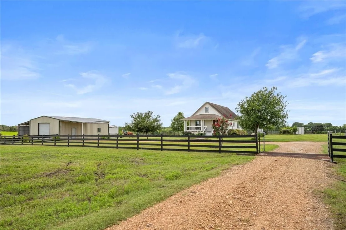 Photo of 8233 Quebe Road