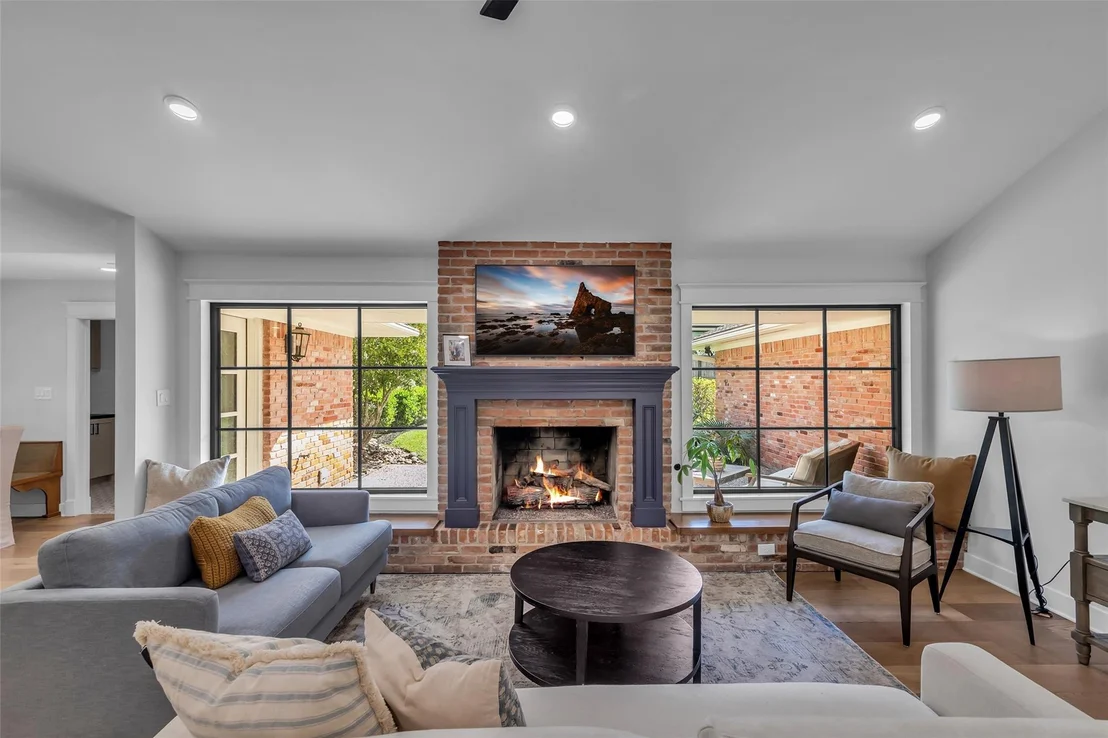 Photo of 606 Hallie Drive