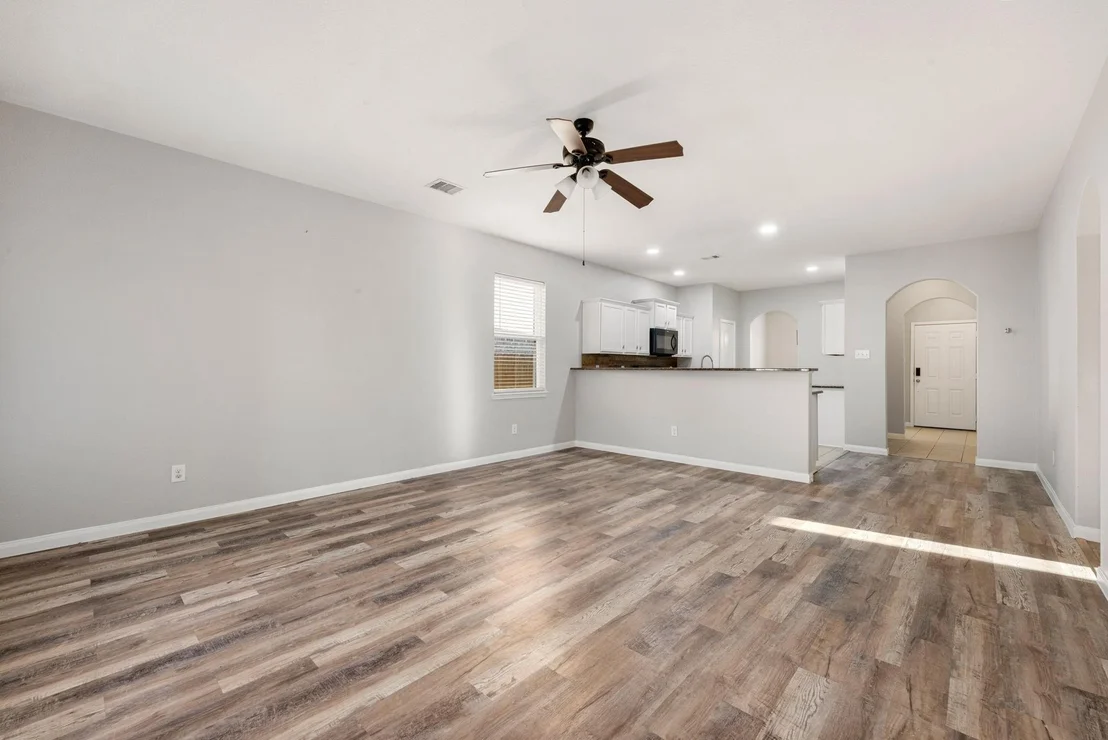 Photo of 12050 Quartersawn Lane