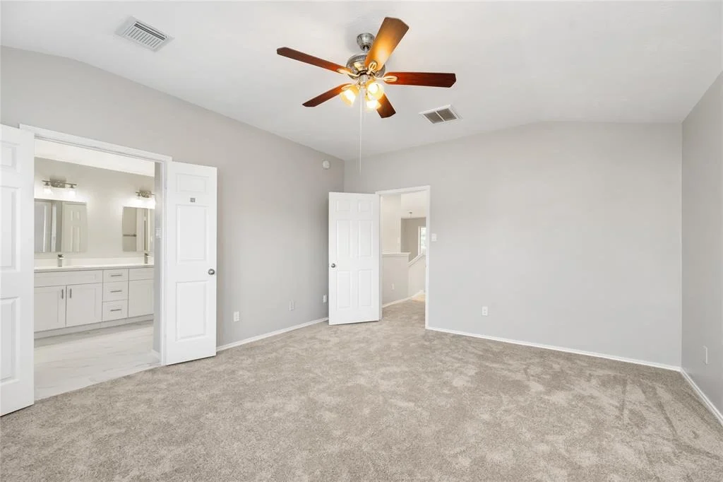 Photo of 20231 Niagara Falls Drive