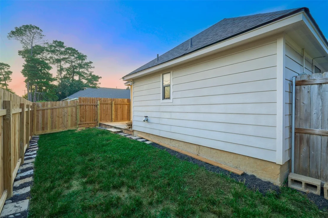 Photo of 115 Moonspinner