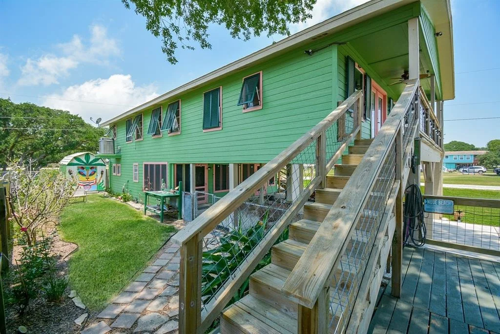 Photo of 2365 W Bayshore Drive
