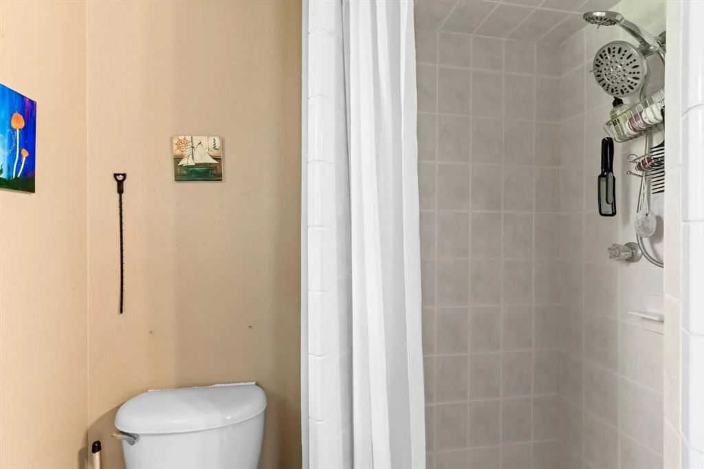 Photo of 16180 Pinewood Drive