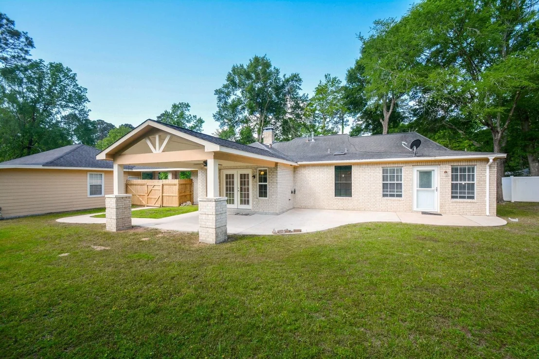 Photo of 547 Sandra Court