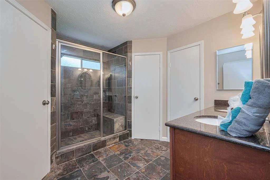 Photo of 19 Hickory Oak Drive