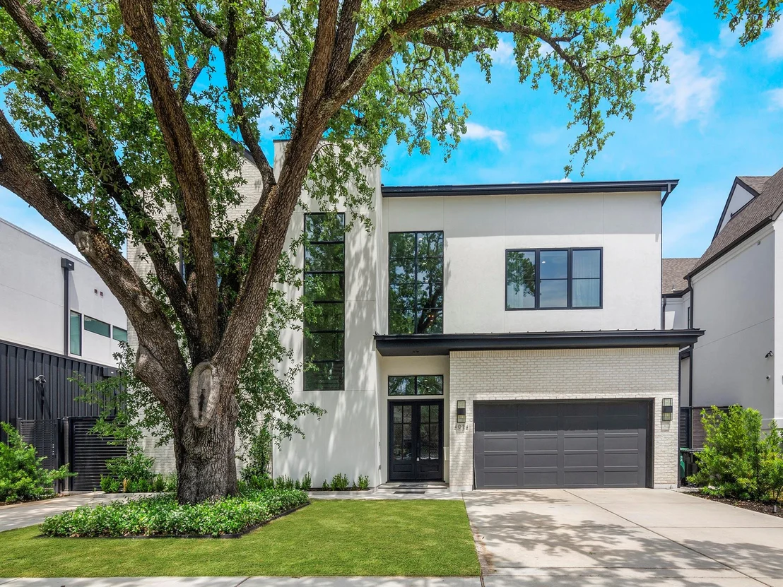 Photo of 4024 Chatham Lane