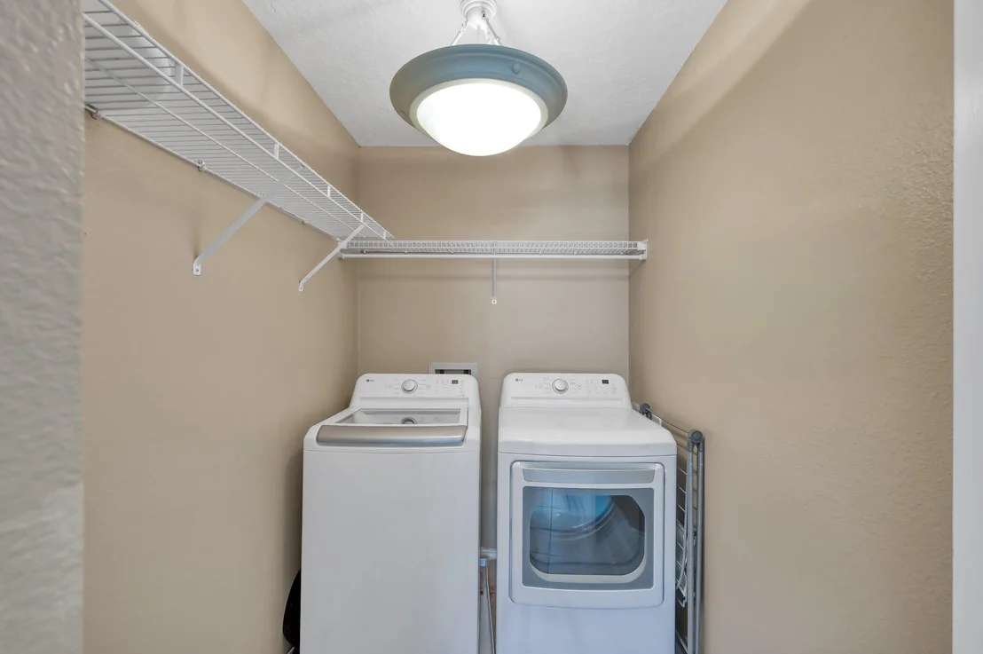 Photo of 1396 Havelock Drive