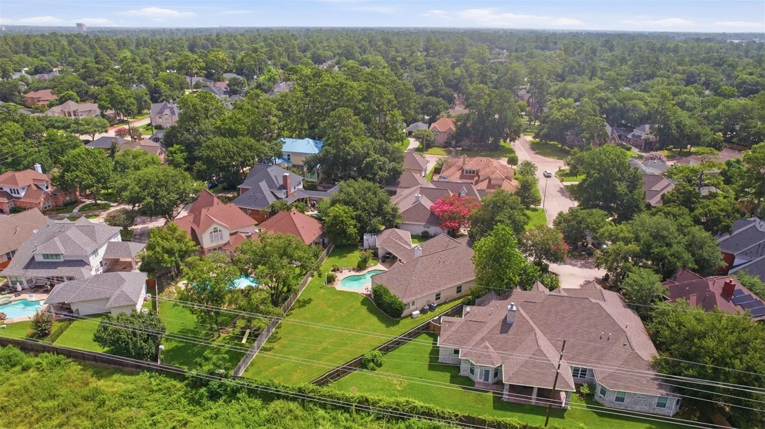 Photo of 7114 Centre Oaks Drive
