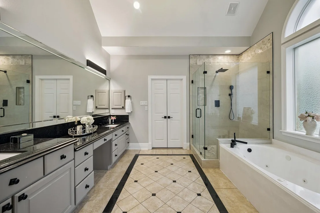 Photo of 5126 Beacon Point