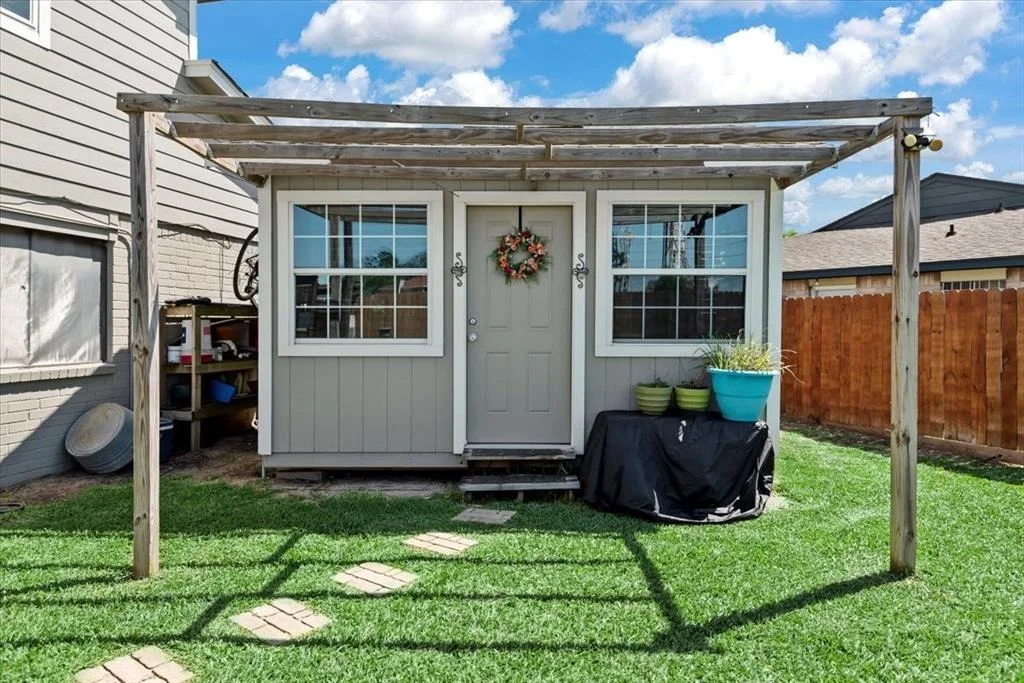 Photo of 8307 Parasol Lane
