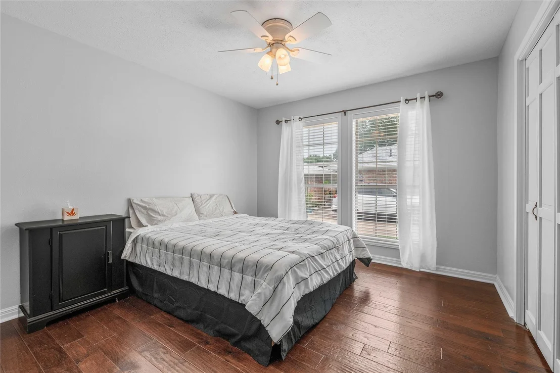 Photo of 2307 W Briargate Drive