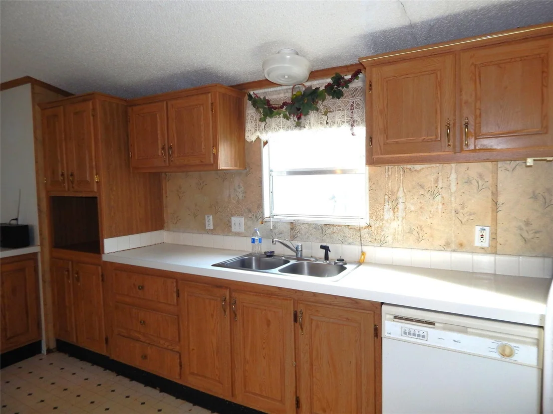 Photo of 9343 Greens Road