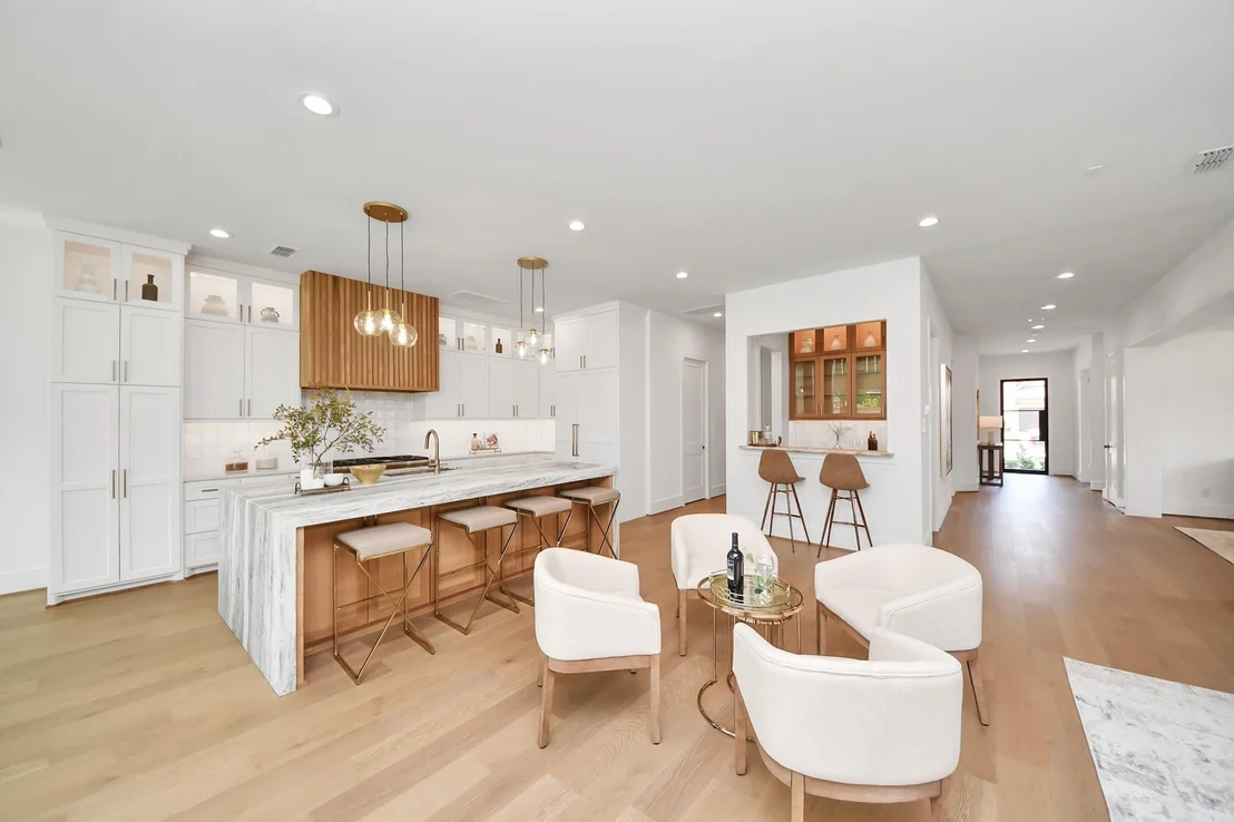 Photo of 1705 Saxon Drive