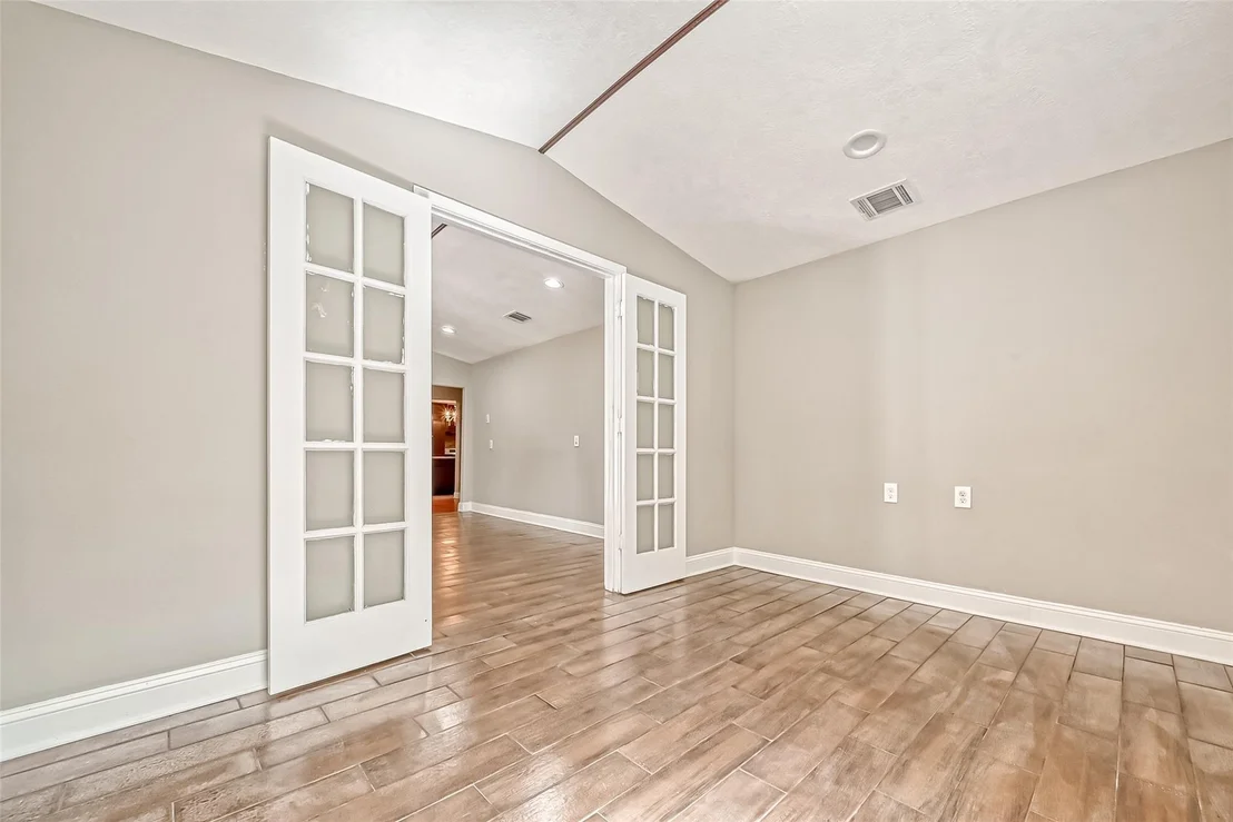 Photo of 1918 Westcrest Drive