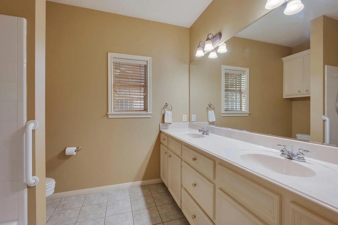 Photo of 13652 Suzanne Place