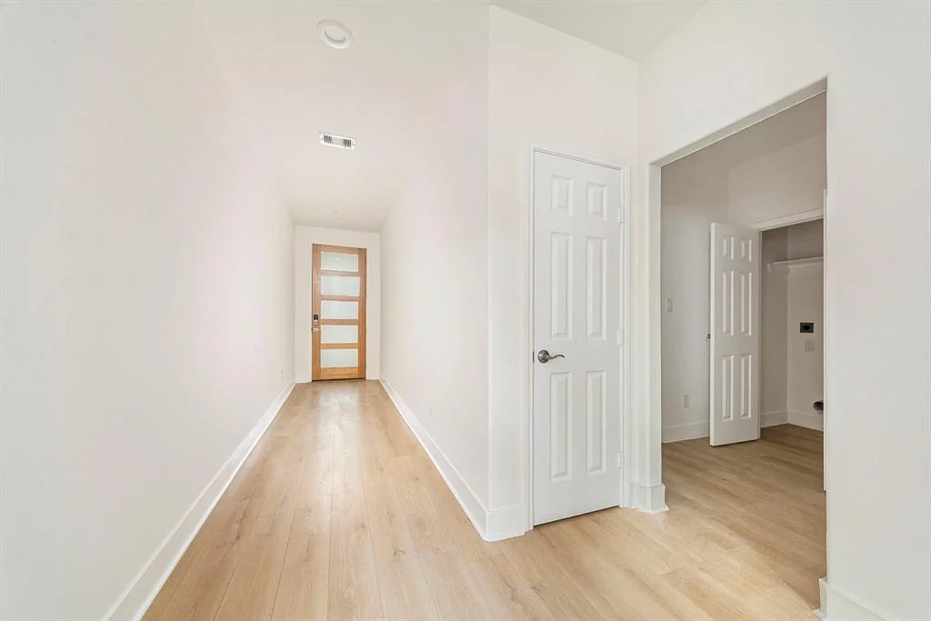 Photo of 10009 Morocco Road