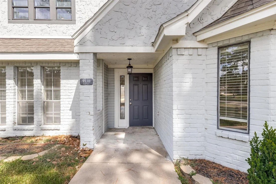 Photo of 9110 Godstone Lane
