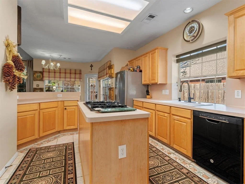 Photo of 16111 Birchview Drive
