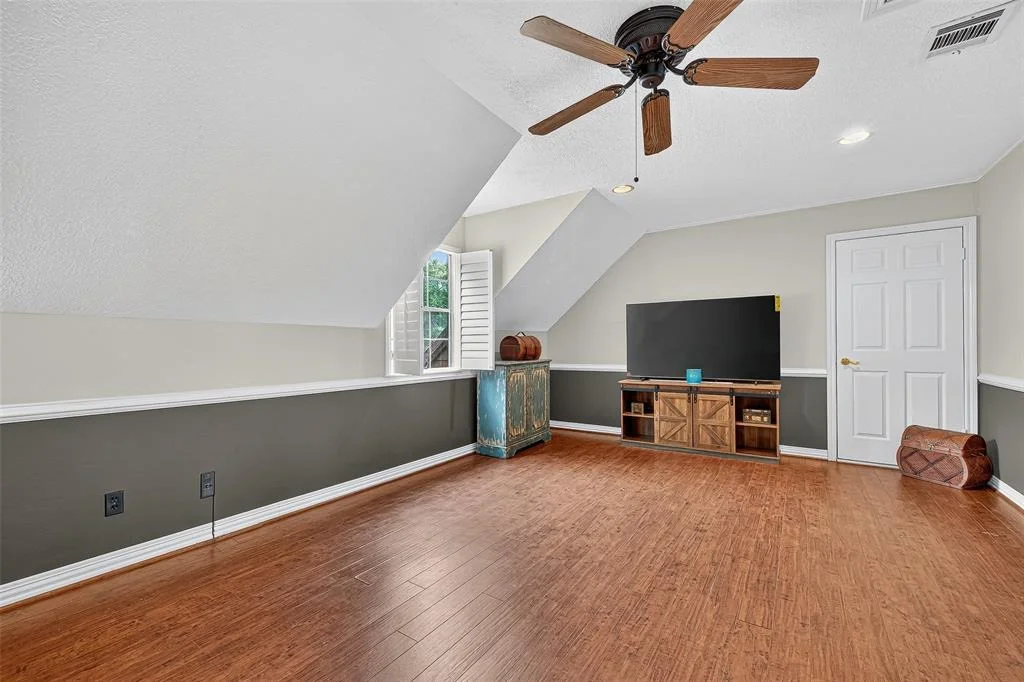 Photo of 18327 Forest Elms Drive