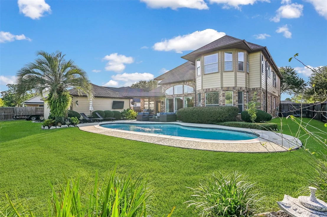 Photo of 1607 Cascade Falls Drive