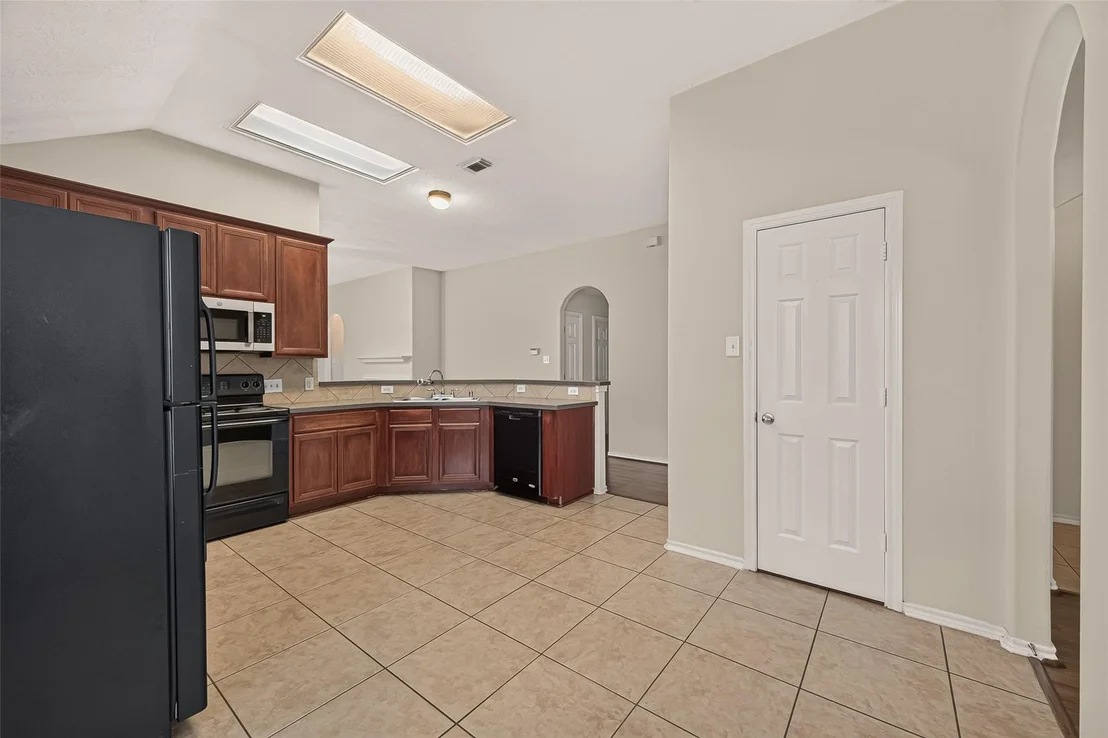 Photo of 5006 Juniper Walk Lane