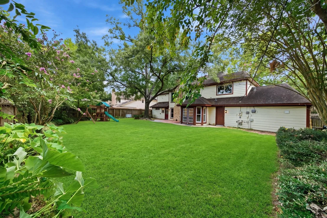 Photo of 12030 Laneview Drive