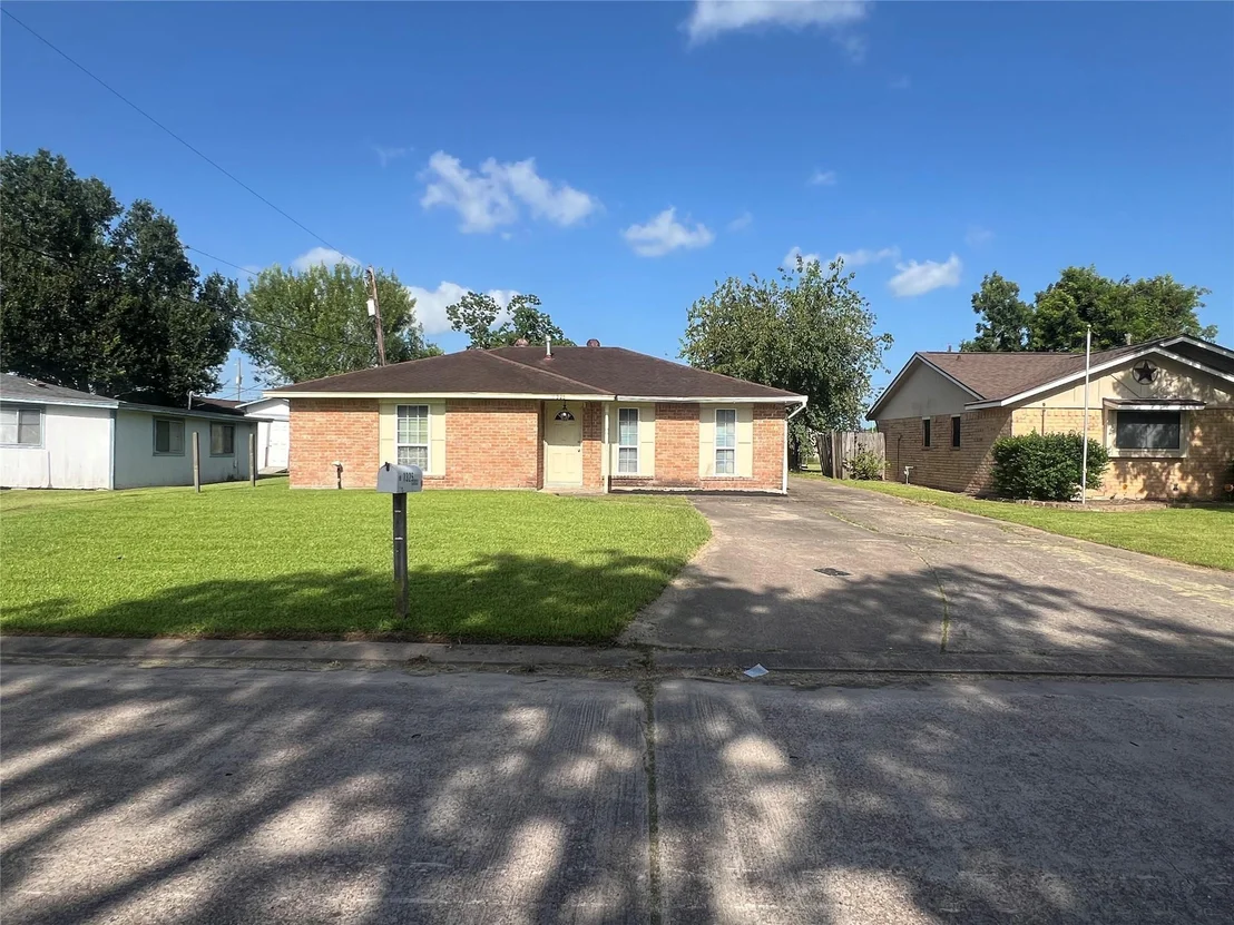 Photo of 1325 Northbrook Drive