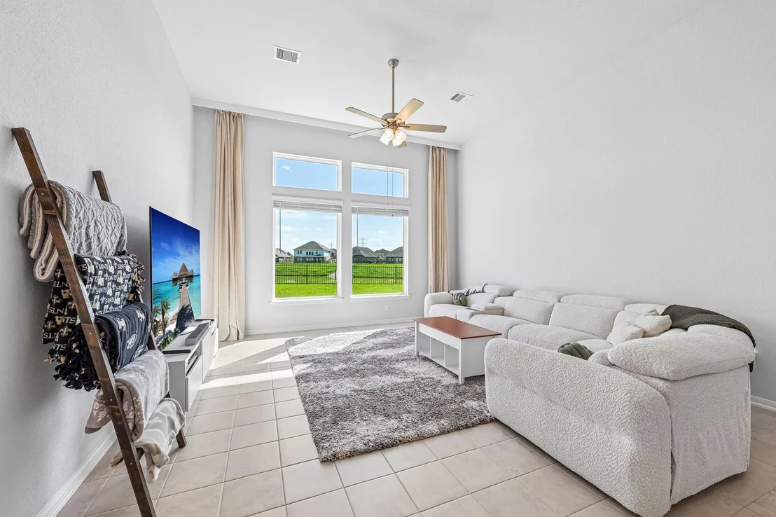 Photo of 409 Chardonnay Drive