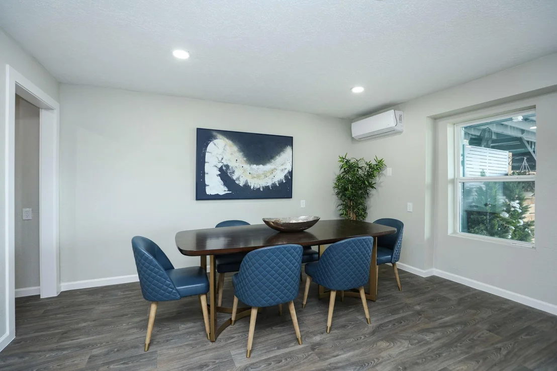 Photo of 848 Lake View Drive