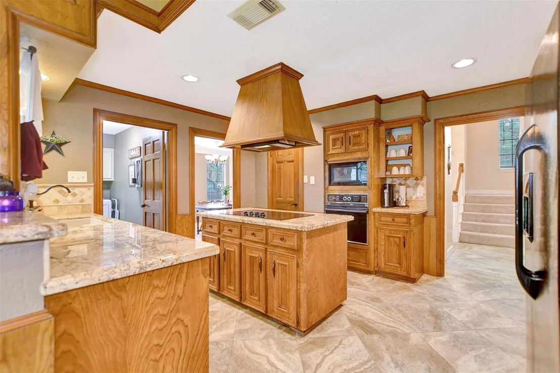 Photo of 15611 Birchview Drive