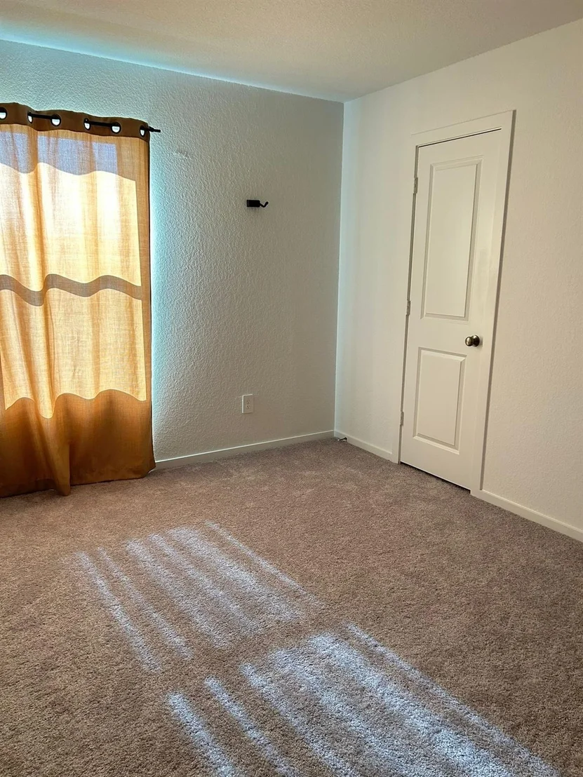 Photo of 14732 S Ascot Bend Circle