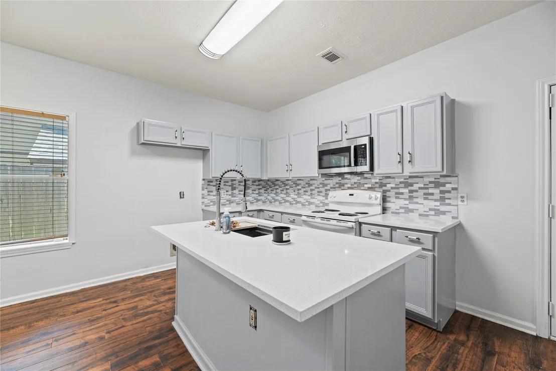 Photo of 20235 Raingate Lane