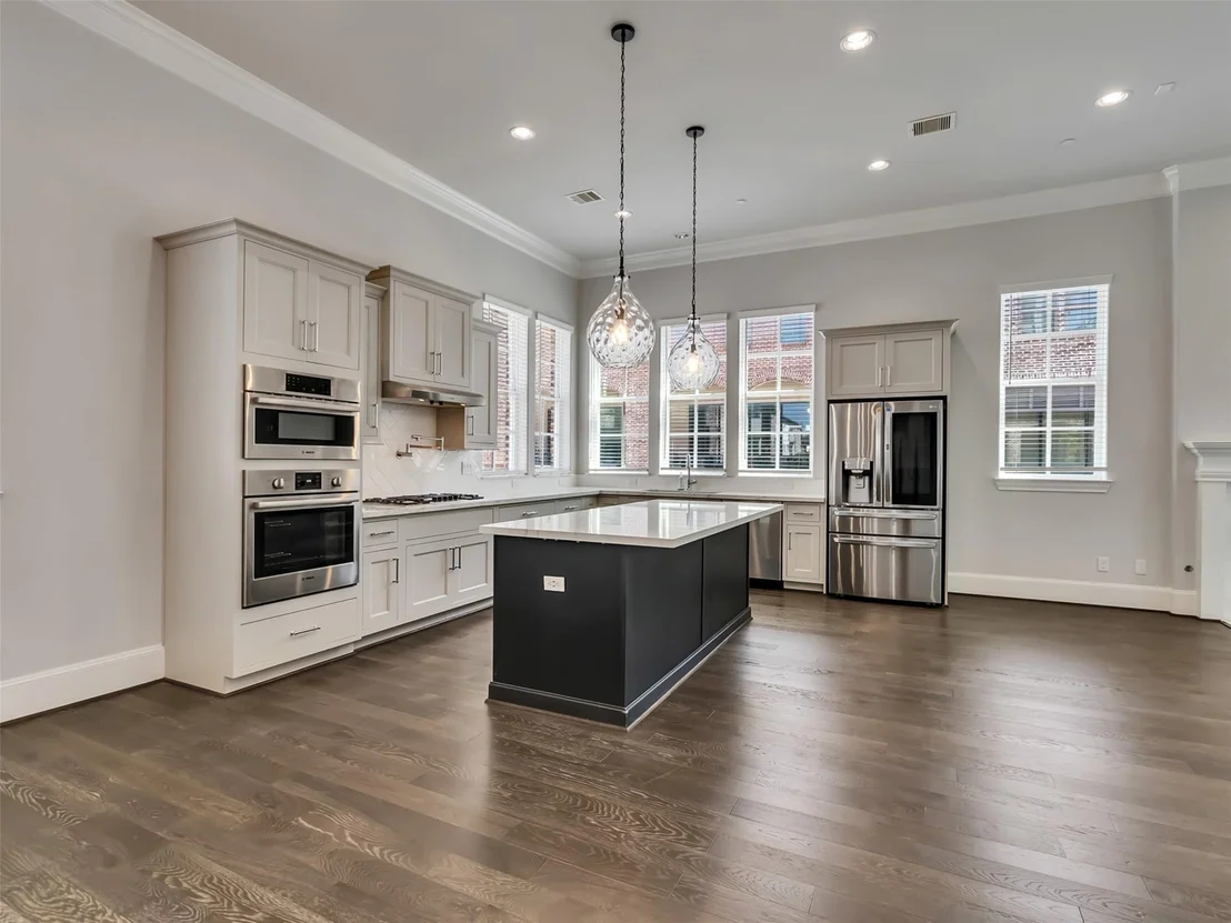 Photo of 6014 Matthew Oaks Place
