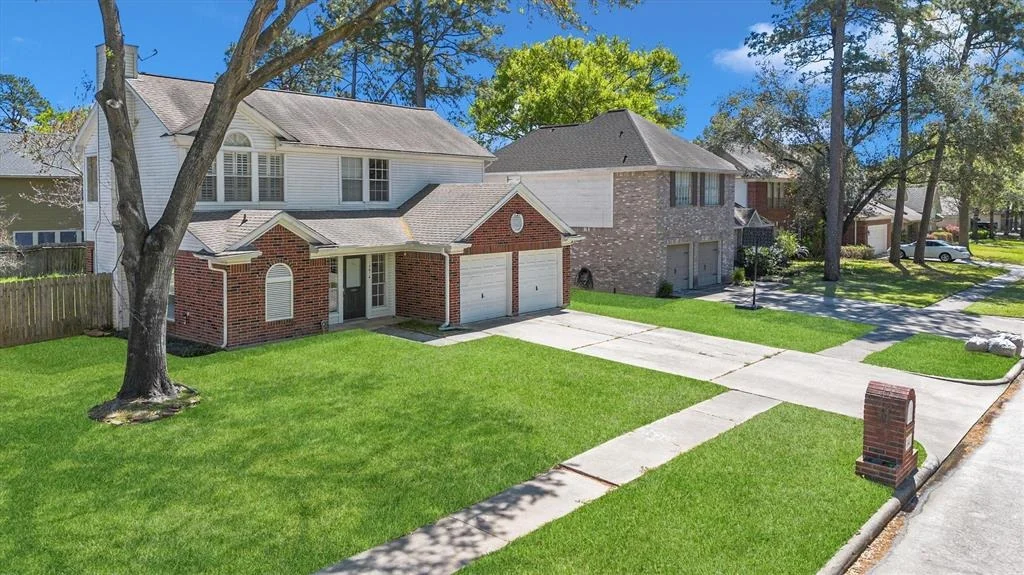 Photo of 15614 Lago Villa Drive