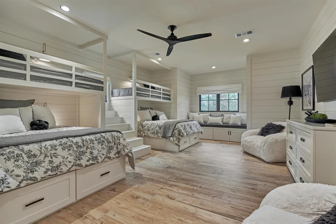 Photo of 4469 Lily Bean Road