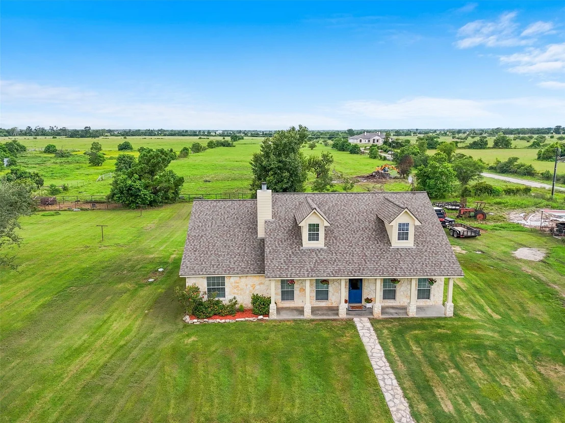 Photo of 15155 Schmidt Road