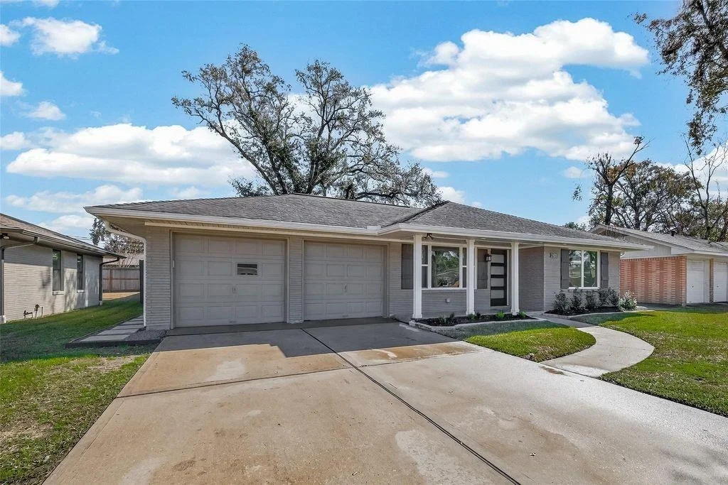 Photo of 1822 Millwood Drive