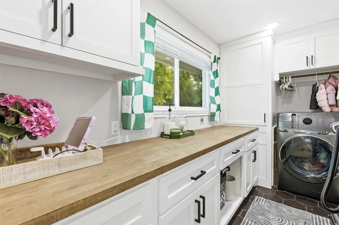 Photo of 508 Bobcat Lane Lane