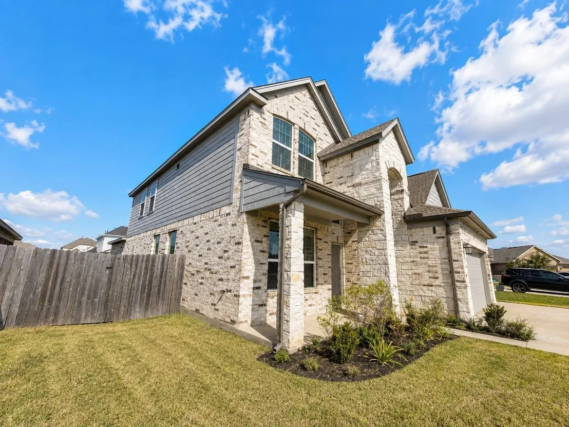 Photo of 108 Grazing Meadows Lane