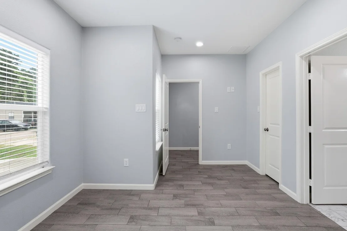 Photo of 16919 Balmoral