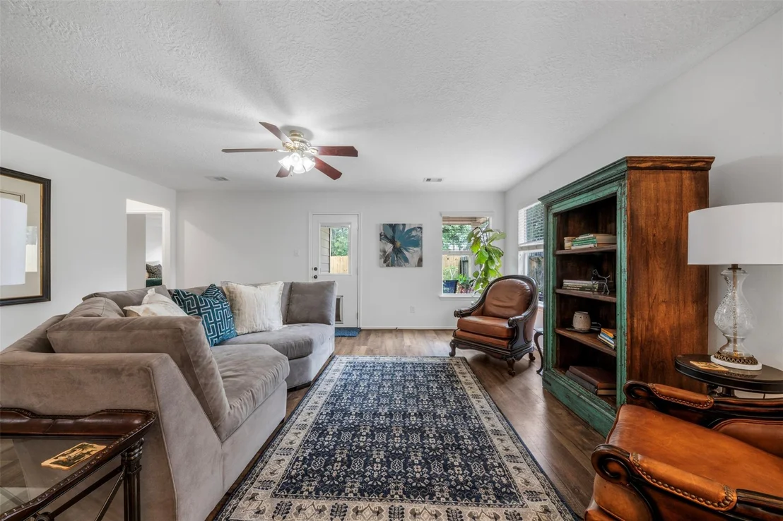 Photo of 9750 Gulfstream Drive
