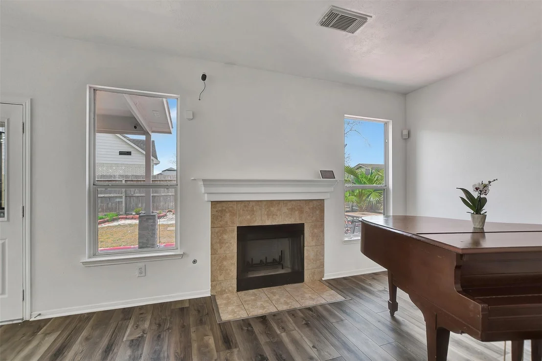 Photo of 4907 Arbor Falls Lane