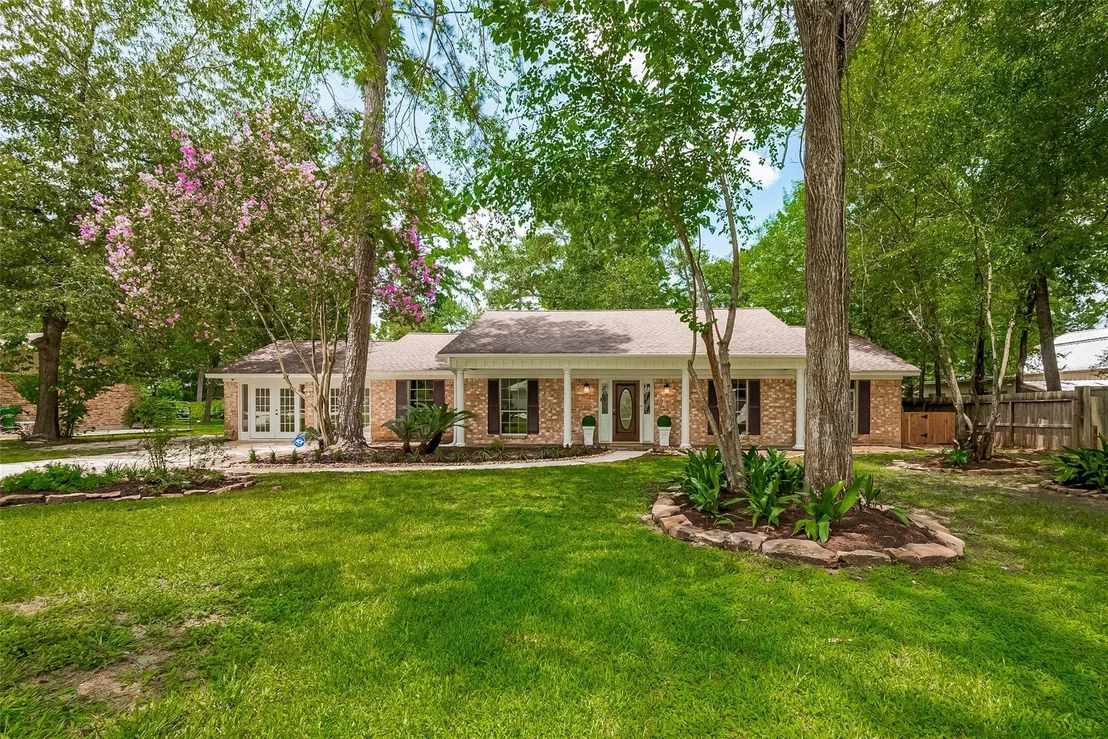 Photo of 323 Spring Woods Drive