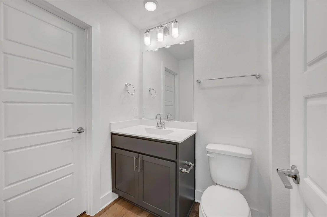 Photo of 20715 Draper Road