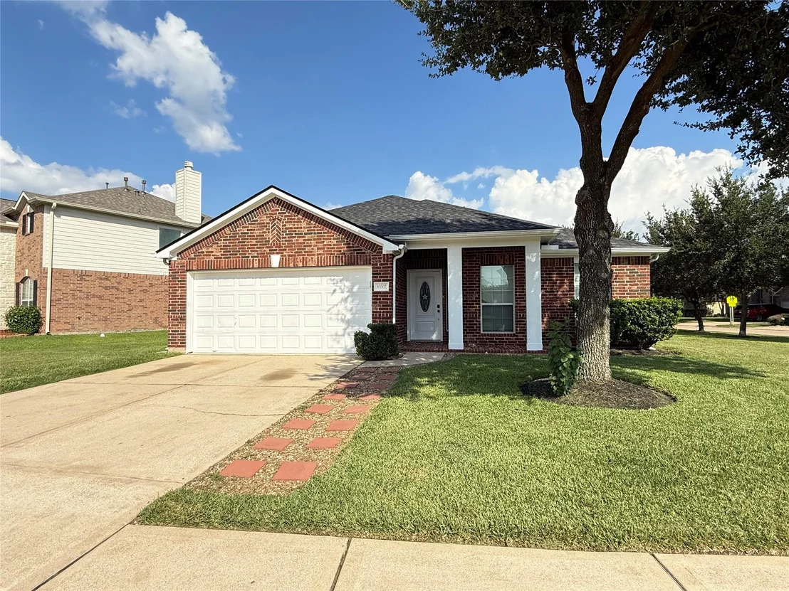 Photo of 10002 Noisy Waters Dr Drive