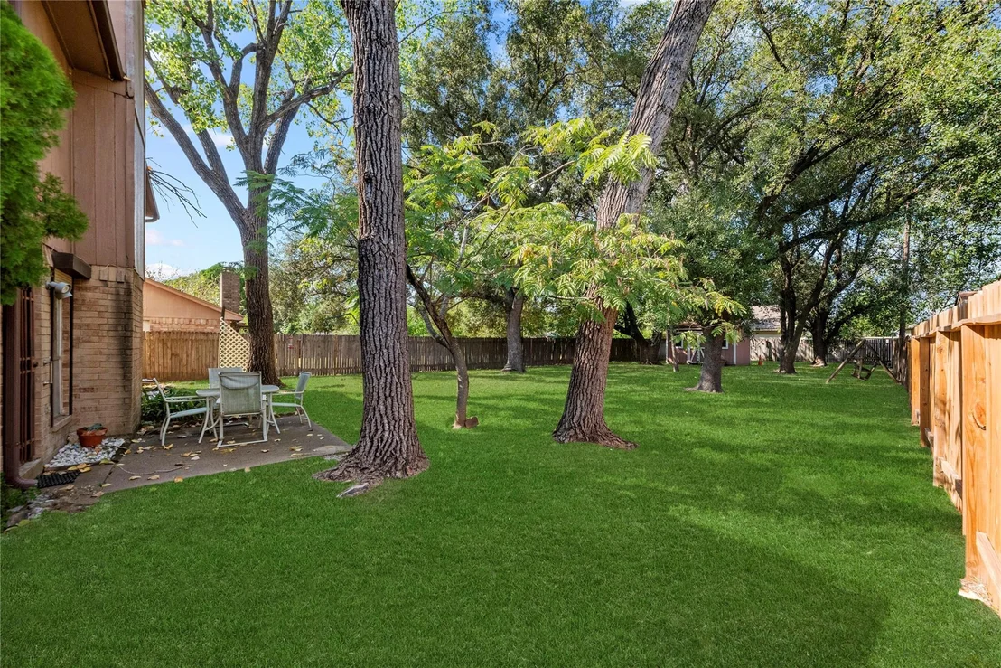 Photo of 10710 Fallbrook Drive