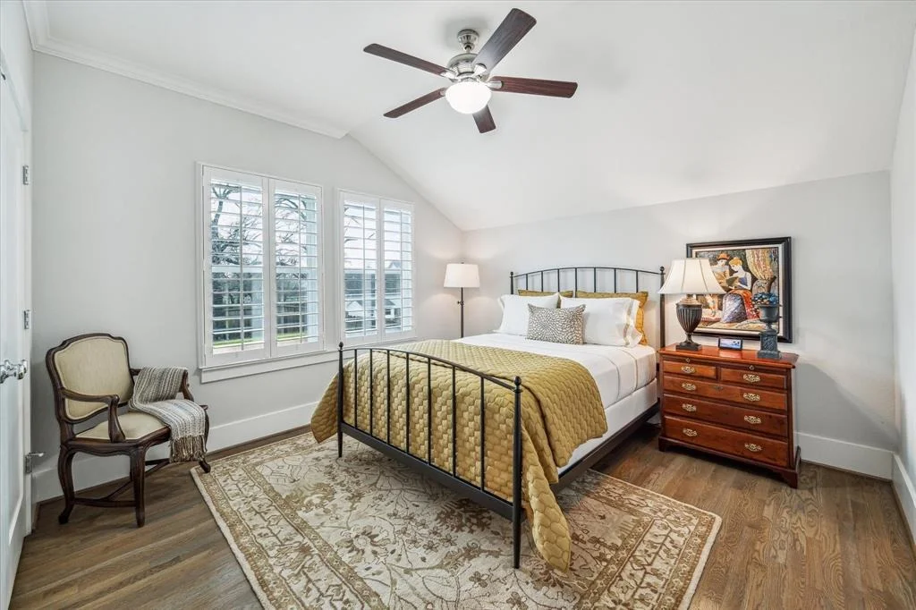 Photo of 1810 Chantilly Lane