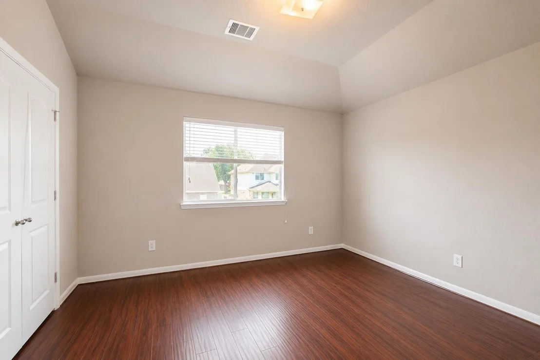 Photo of 10102 Hidden Falls Drive