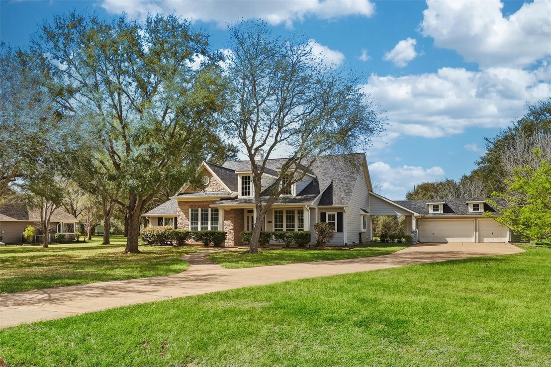 Photo of 31702 Tall Grass Lane