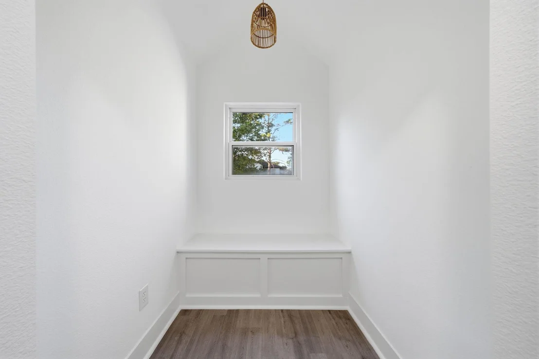 Photo of 10714 Cranbrook Road